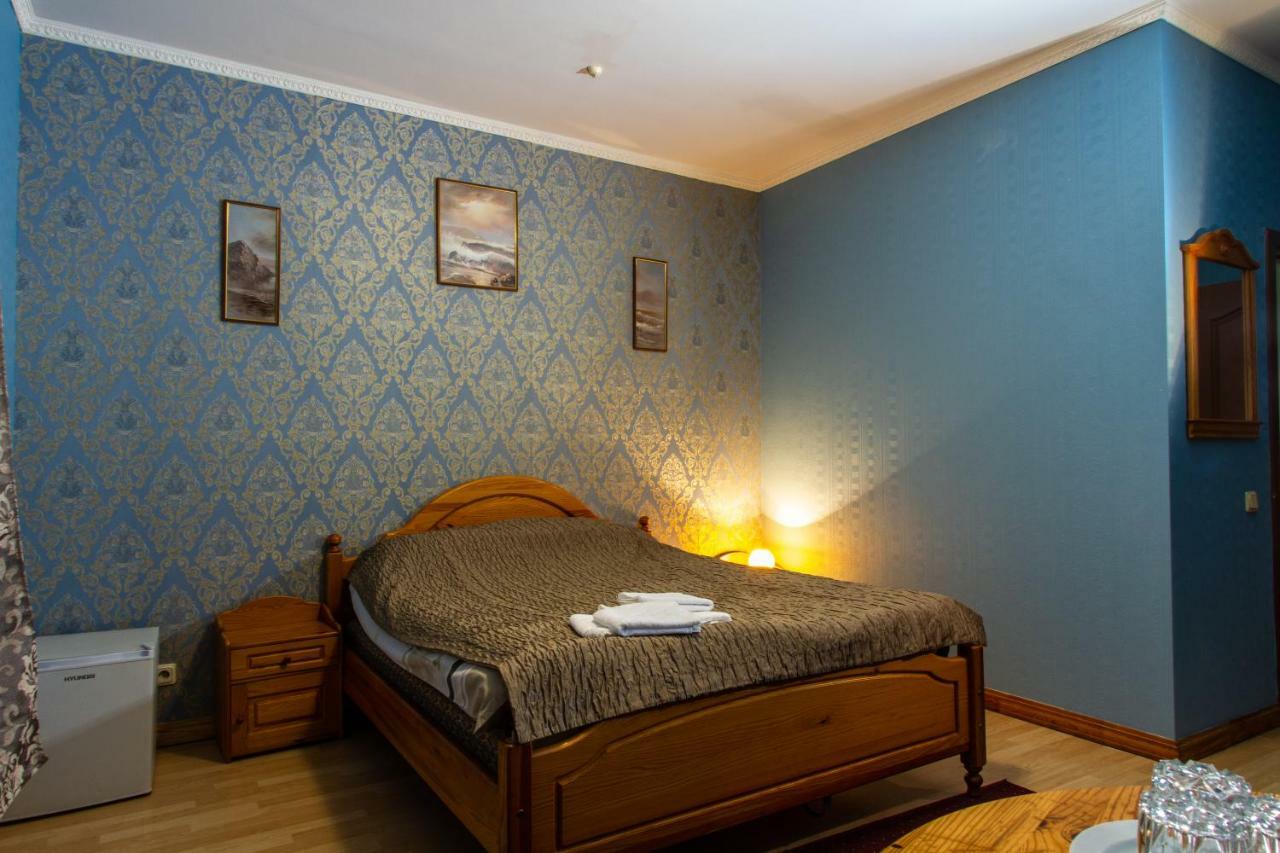 Well Hotel Riga Esterno foto