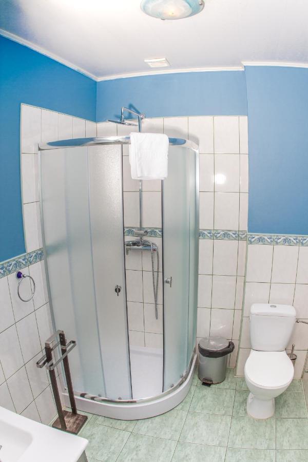 Well Hotel Riga Esterno foto